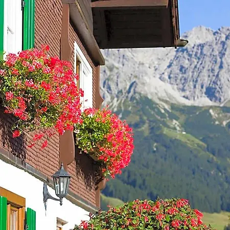 Leitner Hotel Mittelberg